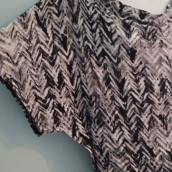 Express Dolman Racerback Top - Picture 3 of 6